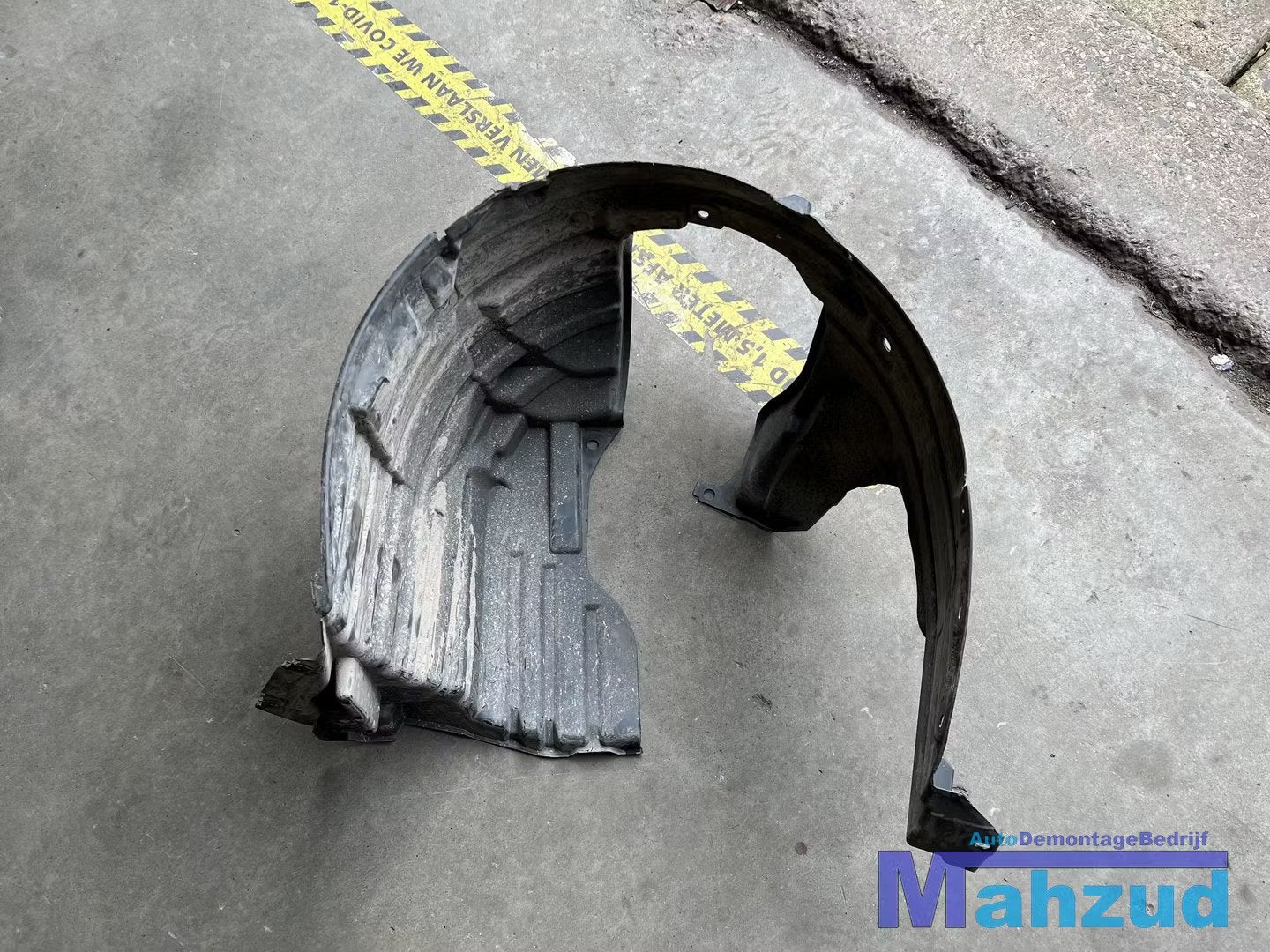 NISSAN MICRA 3 K12 Links voor modderkuip 2002-2010, Nissan Motor Co., Ltd., Gauche, Takashima 1-chome 1-1
220-8686  Yokohama, Utilisé