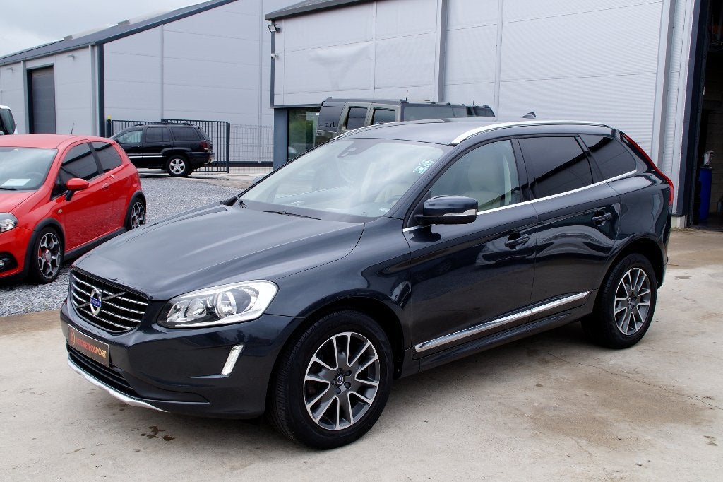 Volvo XC60 2.4 D4 4WD Geartronic _Garantie, Auto's, Euro 5, Beige, Bedrijf, SUV of Terreinwagen
