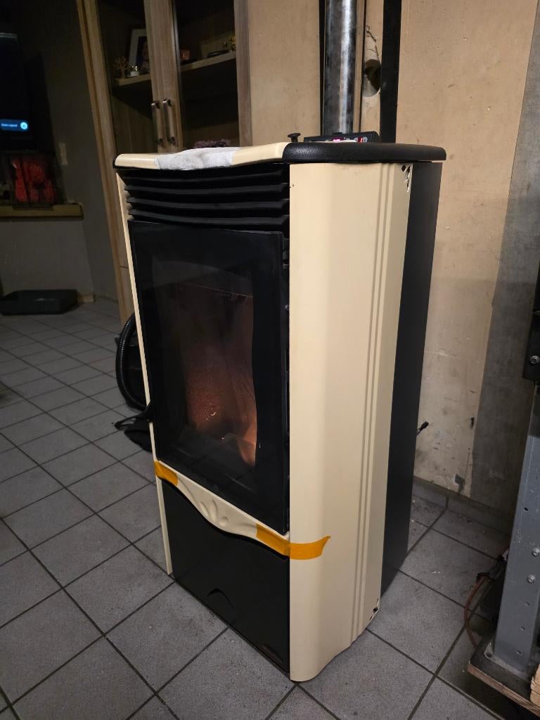 pelletkachel extraflame duchessa steel 8.8kw, Huis en Inrichting, Kachels, Ophalen, Gebruikt, Overige brandstoffen, Pelletkachel