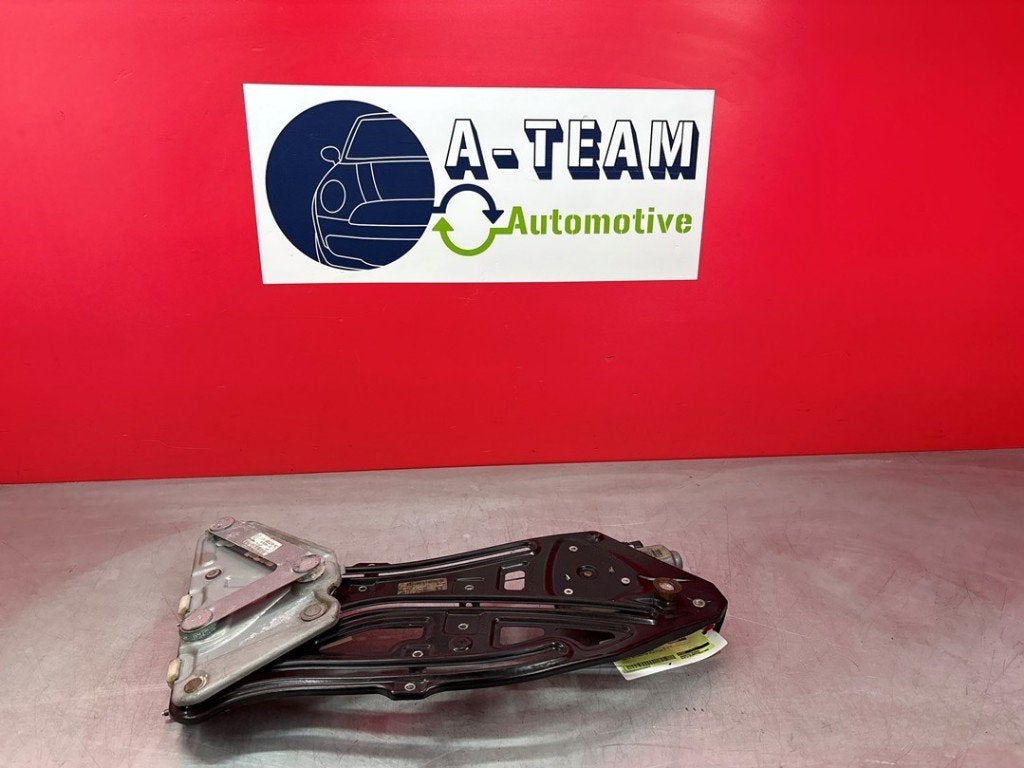 MECANISME VITRE ARRIÈRE DROIT Peugeot 207 CC (WB), Autos : Pièces & Accessoires, Kontakt-peugeot@peugeot.com, Utilisé, Peugeot Deutschland GmbH