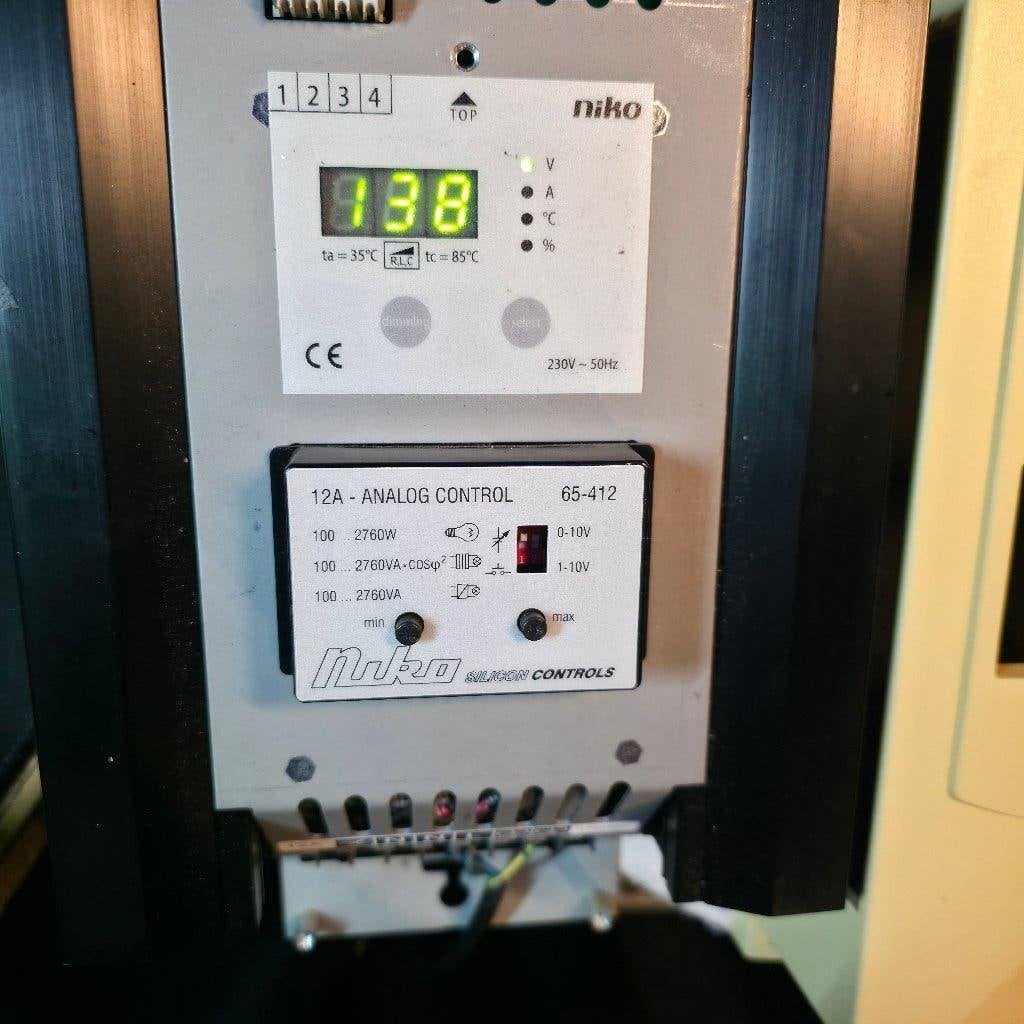 Niko 65-412 Universele Dimmer 12A (2760VA) – Uniek/EOL, Ophalen of Verzenden, Gebruikt
