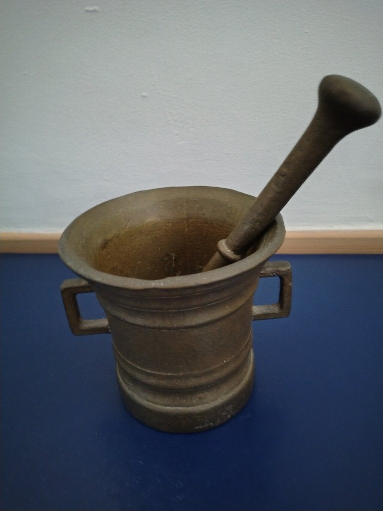 Zware bronzen vijzel en stamper antiek, Antiek en Kunst, Ophalen of Verzenden, Brons