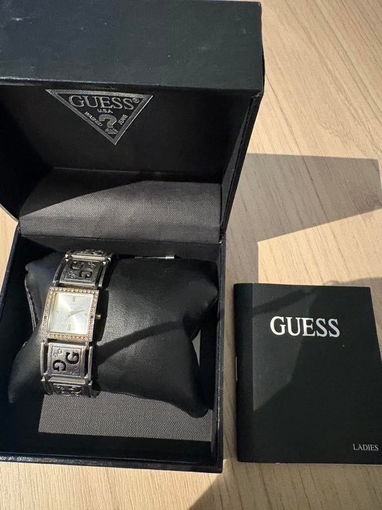 Horloge voor een dame van guess, Ophalen, Guess