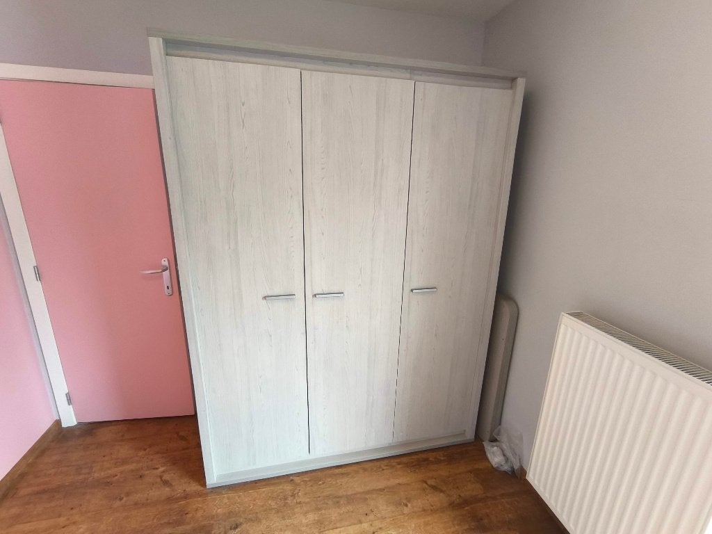 Chambre complête à vendre. Etat très bon, Maison & Meubles, Enlèvement, Utilisé, Une personne, Moderne