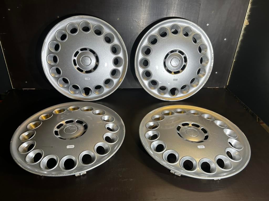 4 originele wieldoppen Alfa Romeo 156, mito 15", Ophalen of Verzenden, Gebruikt