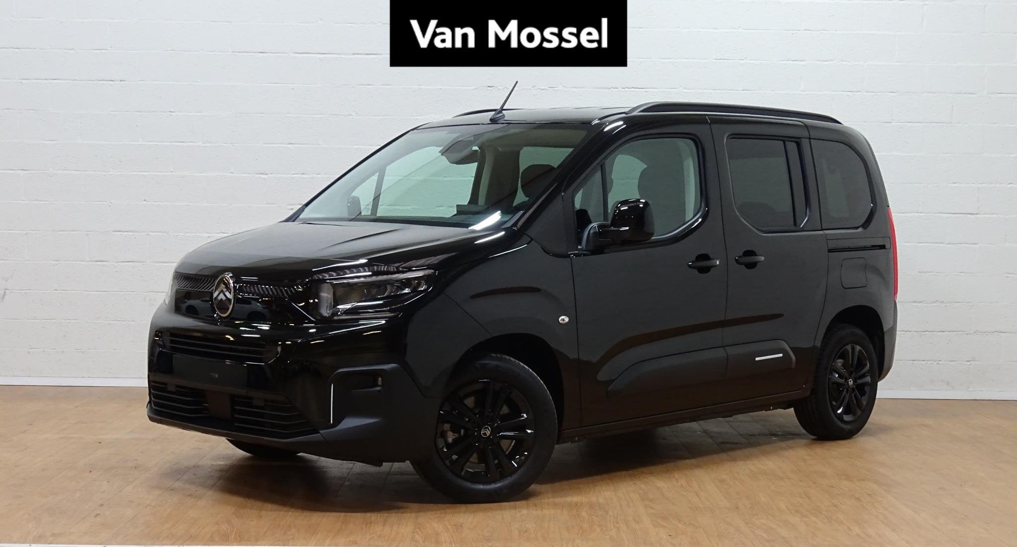 Citroën Berlingo 1.2T Plus, Gebruikt, Zwart, Grijs, 3 cilinders