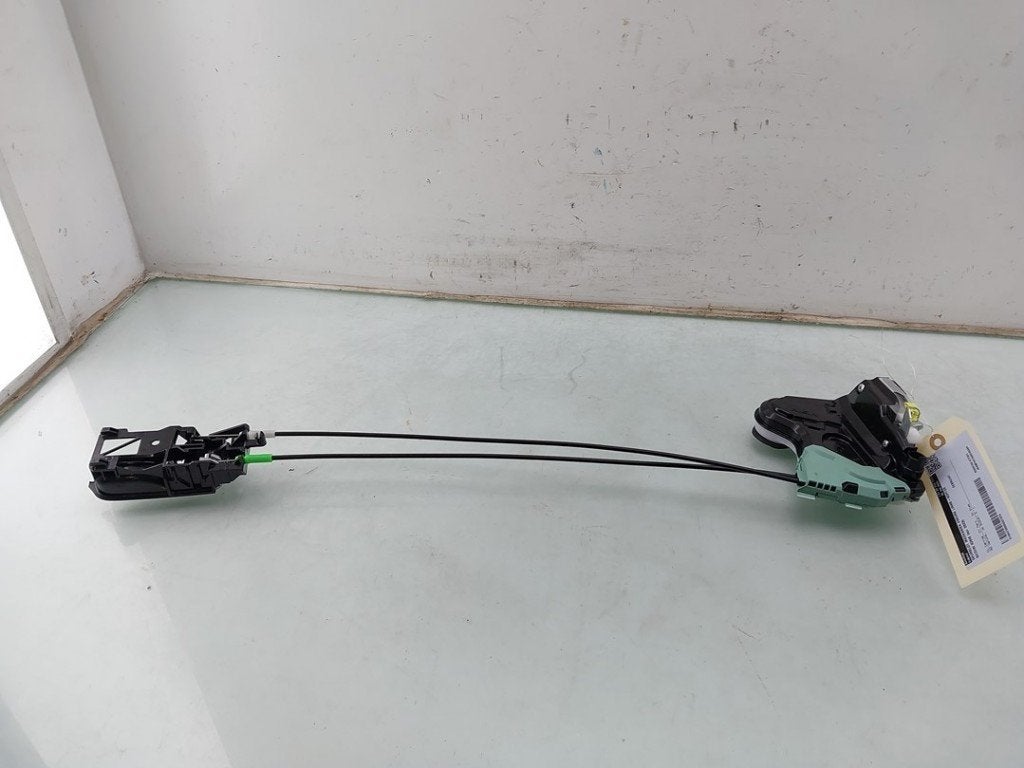 SERRURE DE PORTE RODS ARRIÈRE GAUCHE Suzuki Ignis (MF), Suzuki-Allee 7
64625  Bensheim, DE, Suzuki Deutschland GmbH, Kontakt@suzuki.de