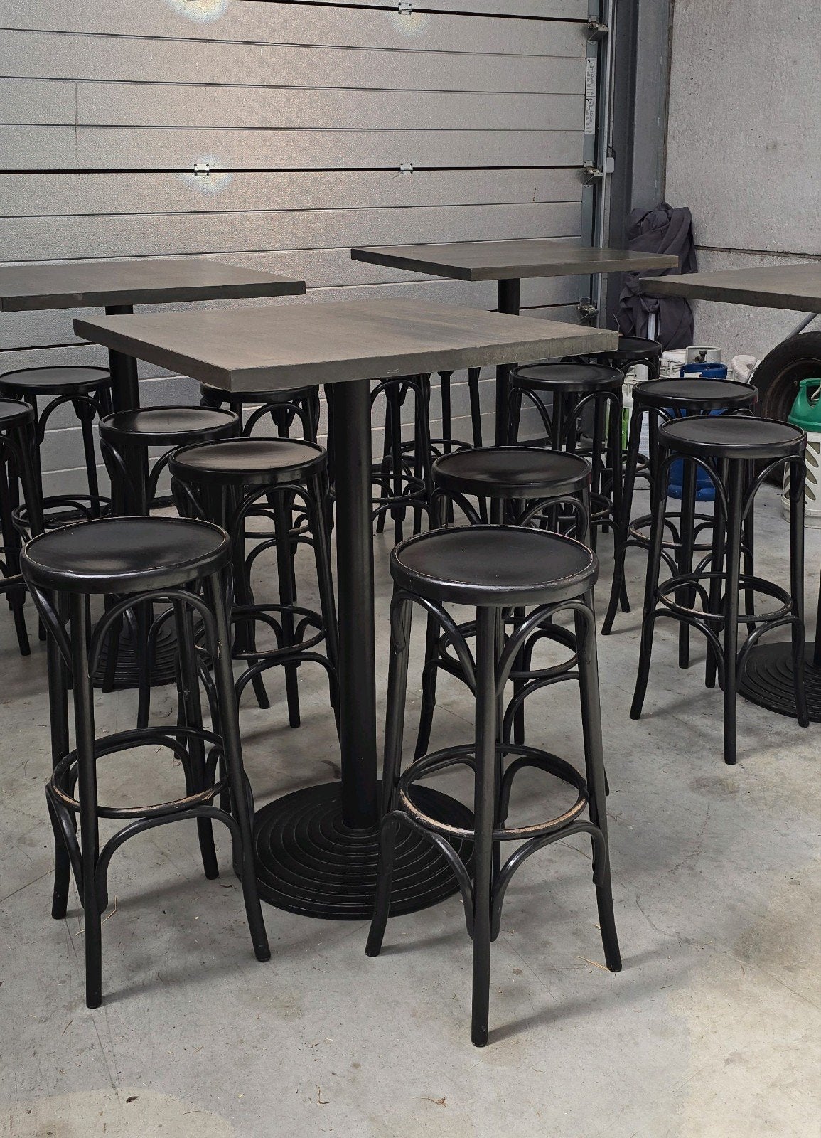 Mancave 1 bistrotafel met 4 Thonet barkrukken, Huis en Inrichting, Barkrukken, Ophalen, Gebruikt
