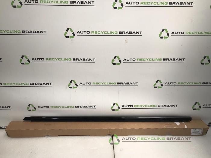 Bande décorative d'un BMW X5, -, 3 mois de garantie, Utilisé, -