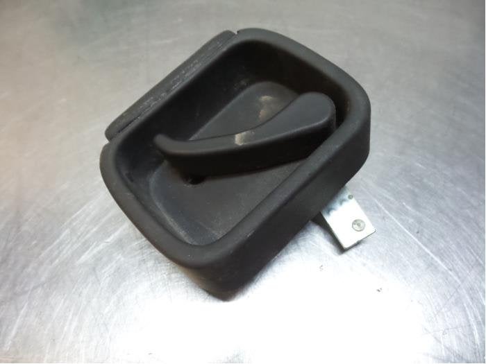 Poignée portière arrière camionnette d'un Volkswagen Cadd, Volkswagen, -, 3 mois de garantie, Utilisé