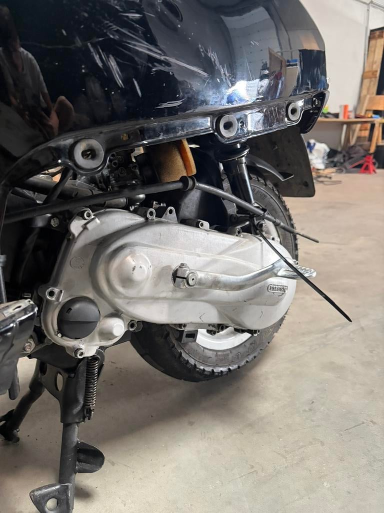 Piaggio zip 2t blok plug and play, Fietsen en Brommers, Ophalen, Zip