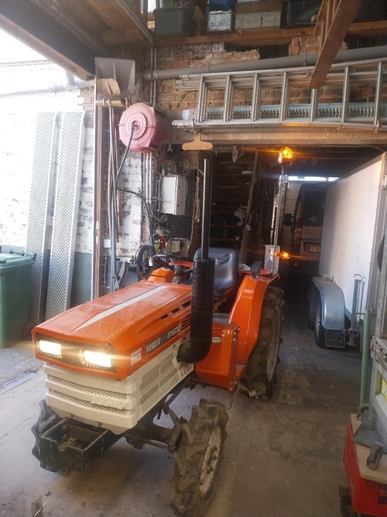Kubota B1600DT, Zakelijke goederen, Landbouw | Tractoren, Gebruikt, Tot 2500, Tot 80 Pk, Ophalen