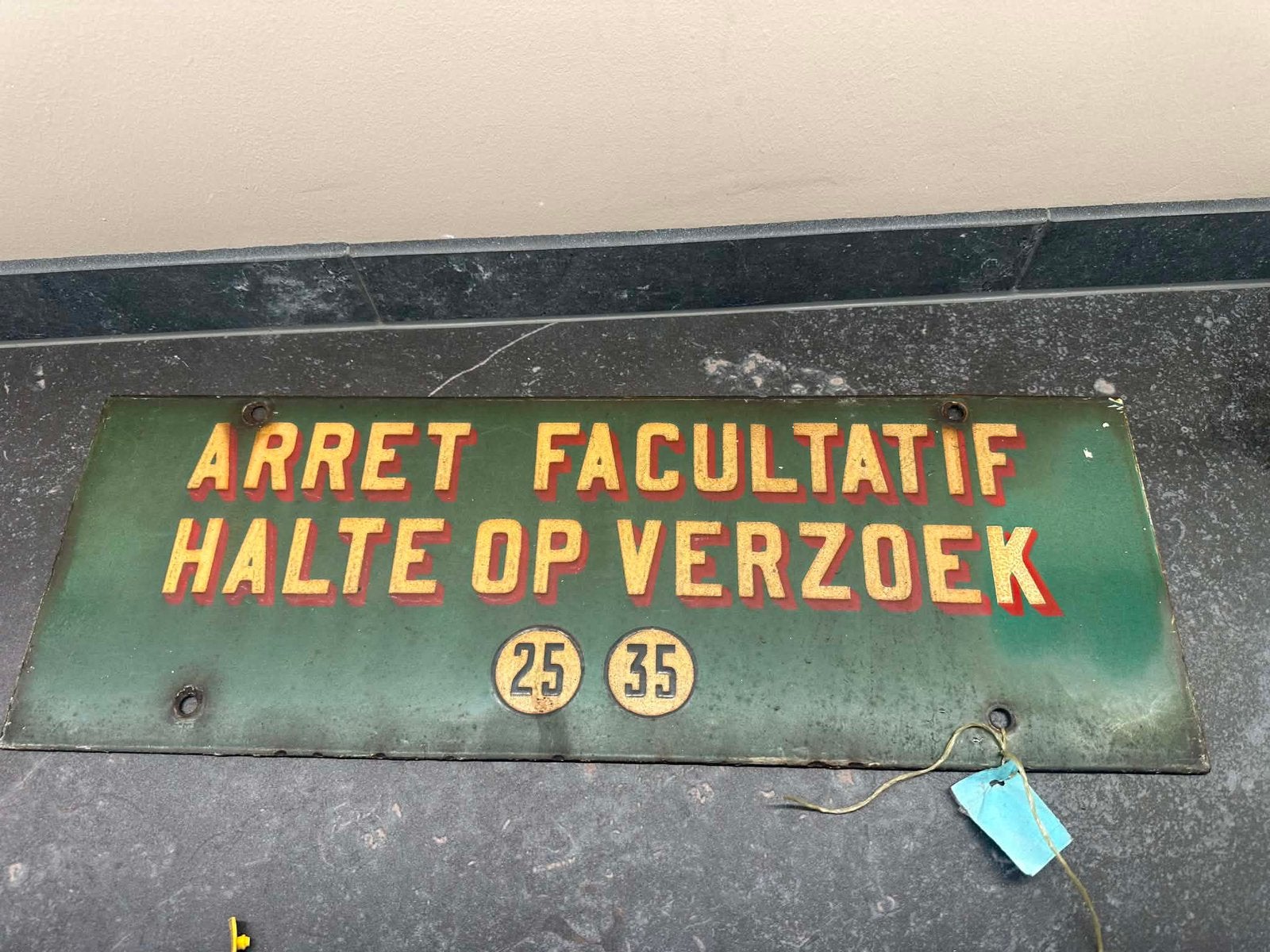 Plaque émaillée TRAM ARRET FACULTATIF, Enlèvement