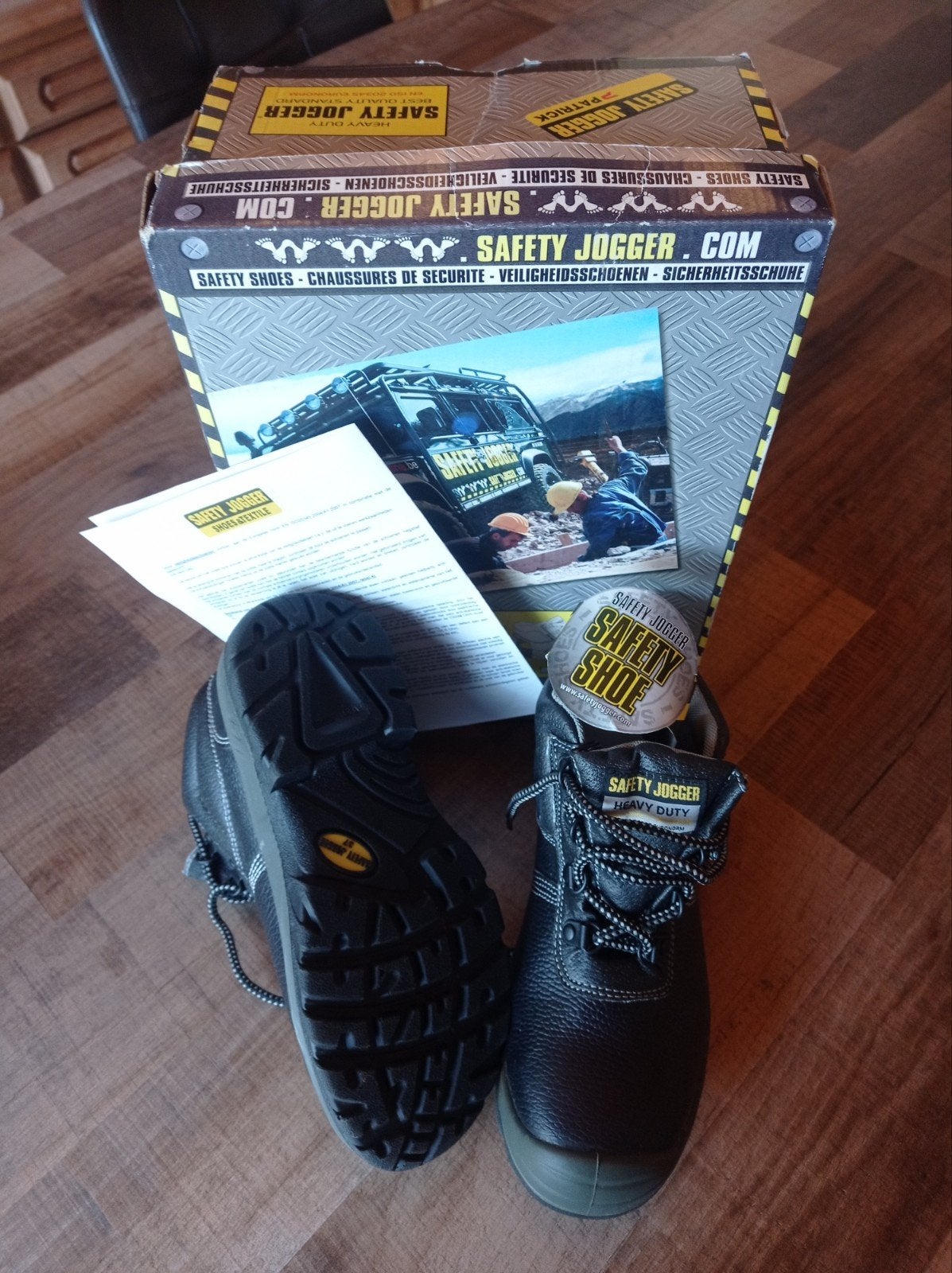 Nouvelles chaussures de sécurité Safety Jogger (seulement 37, Bricolage & Construction, Enlèvement ou Envoi, Neuf