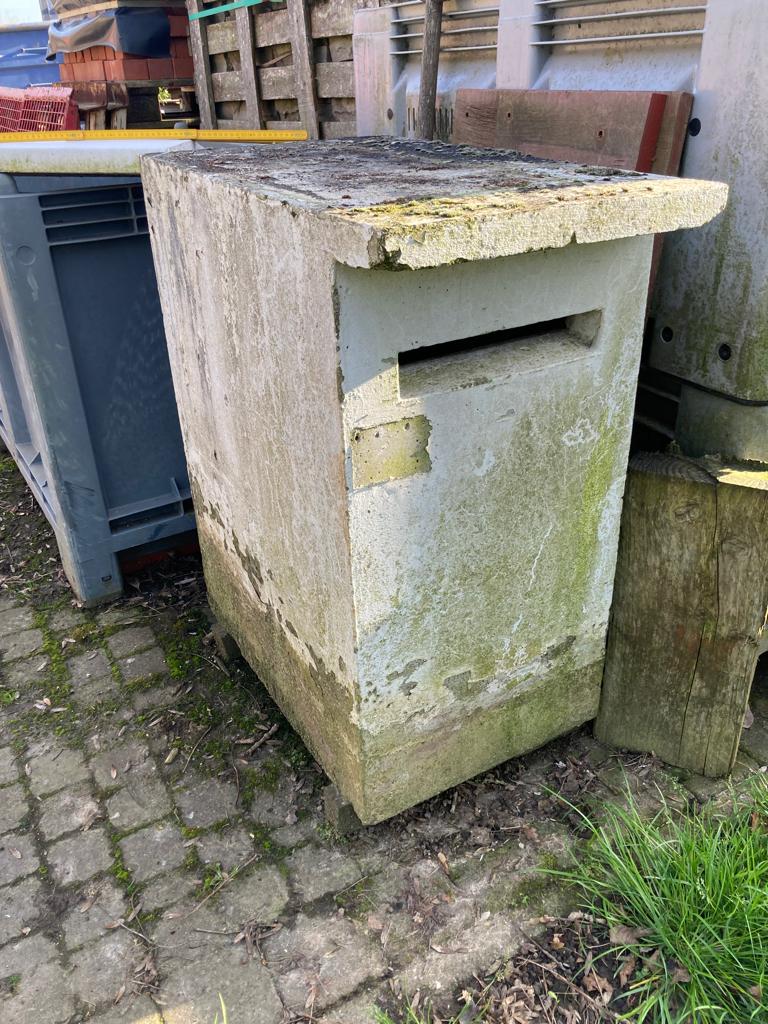 Brievenbus beton, Tuin en Terras, Ophalen, Beton