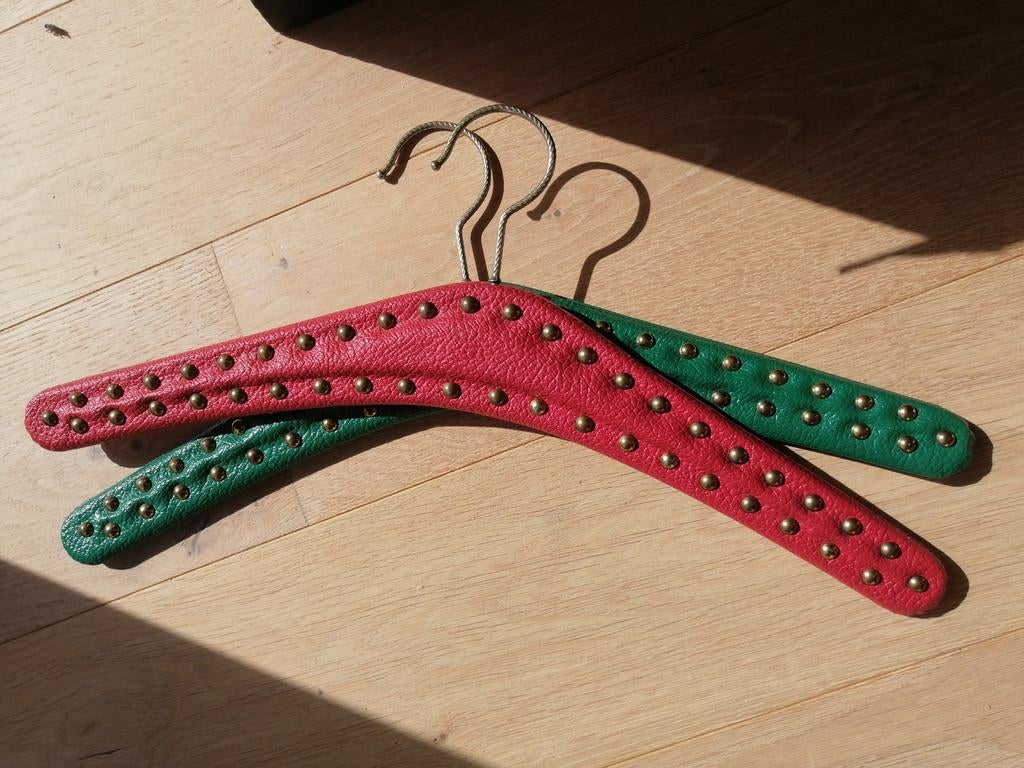 2 mooie vintage kleerhangers, Antiek en Kunst, Ophalen