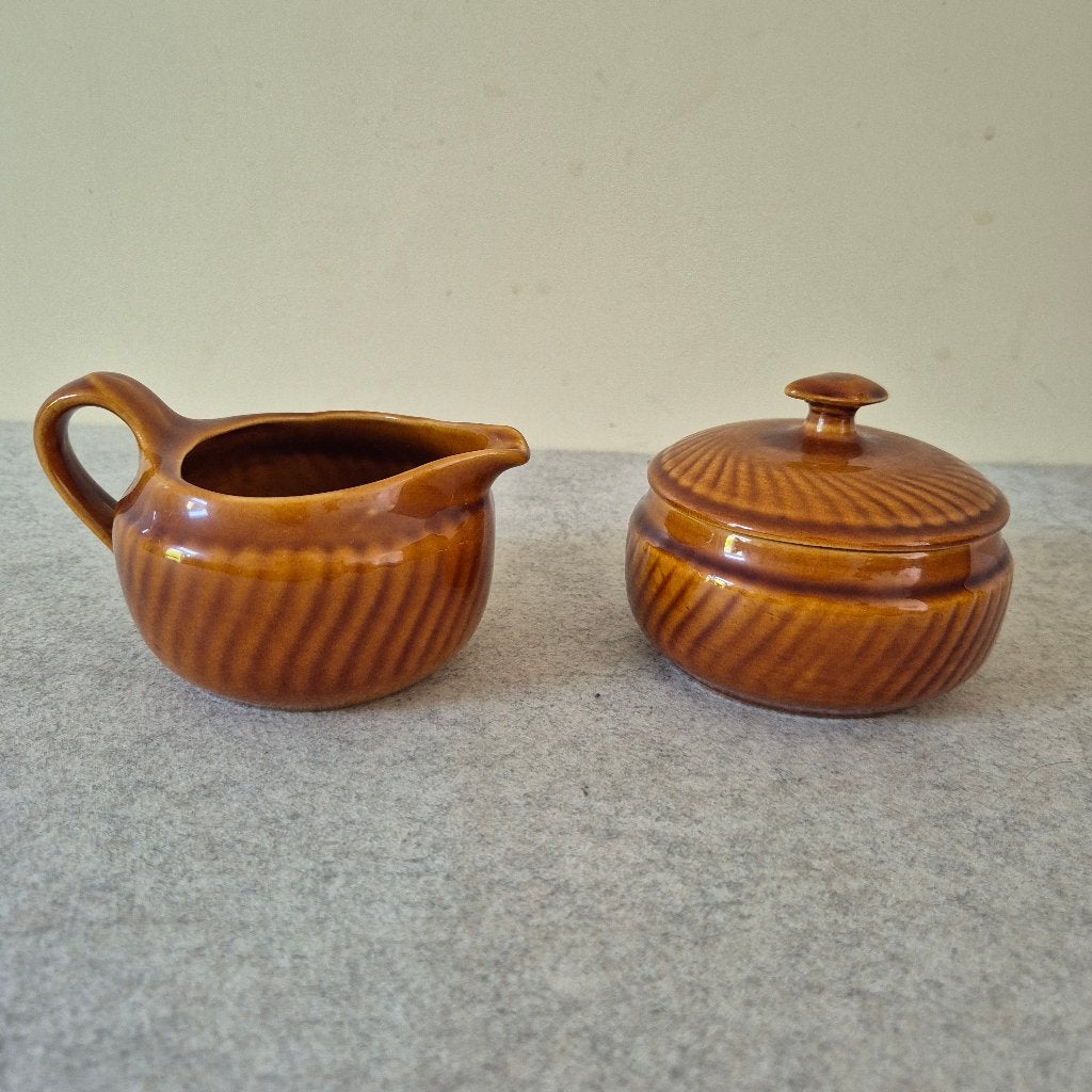Boch trianion, melk-en suikerpot, Ophalen of Verzenden