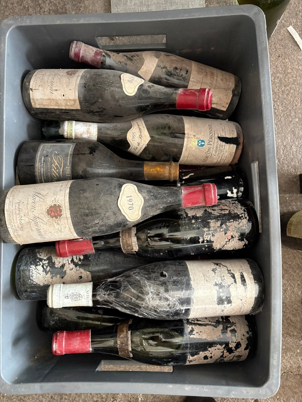 Krat wijn veel Bourgogne 25€, Collections, Vins, Enlèvement, Comme neuf