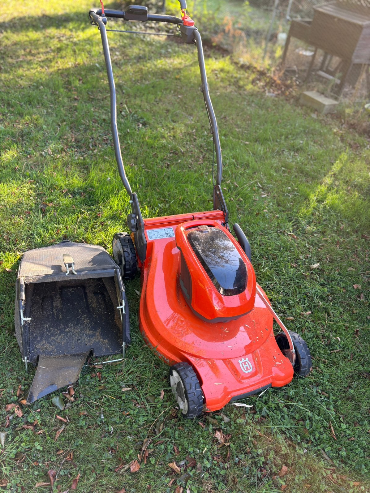Tondeuse  electrique Husqvarna, Enlèvement, Comme neuf