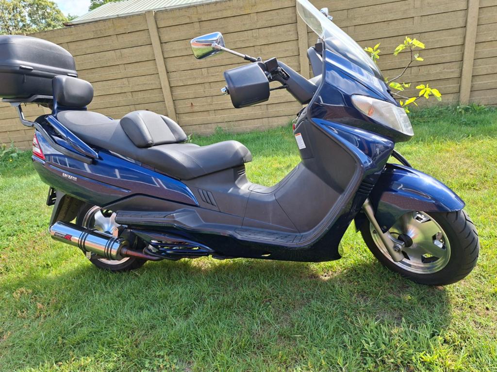 Suzuki burgman 400, Particulier