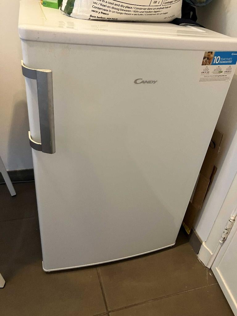 CONGELATEUR CANDY, Elektronische apparatuur, Vriezers en Diepvrieskisten, Tussenbouw, Minder dan 60 cm, Zo goed als nieuw, Ophalen