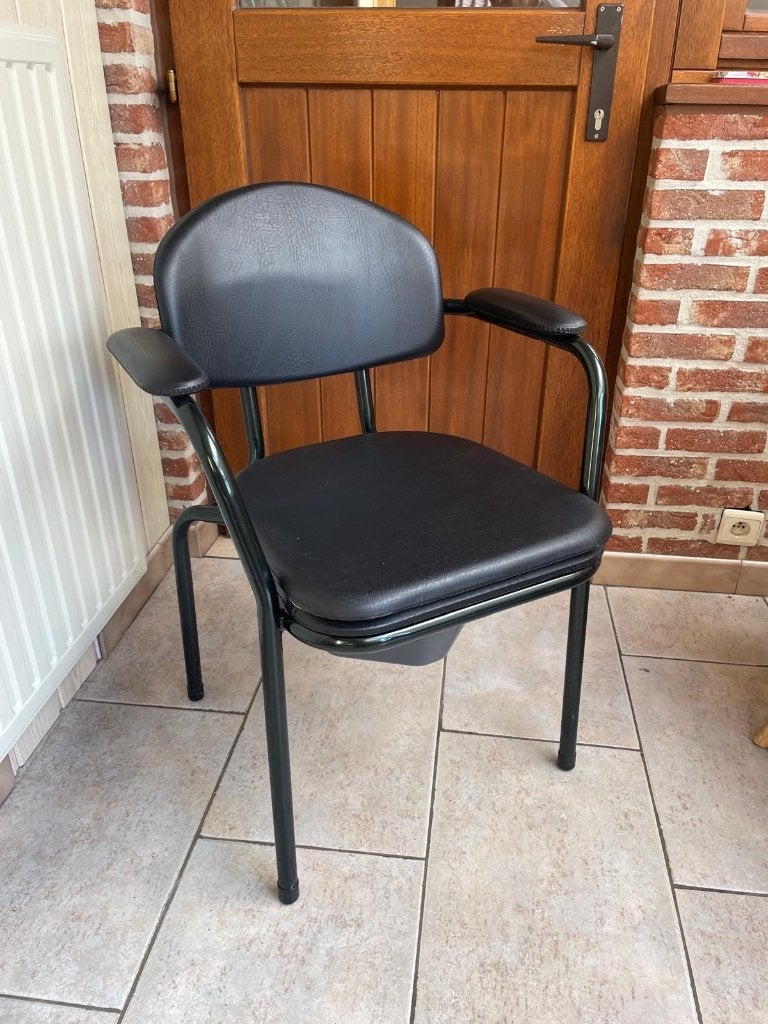 Toiletstoel, Diversen, Ophalen, Zo goed als nieuw