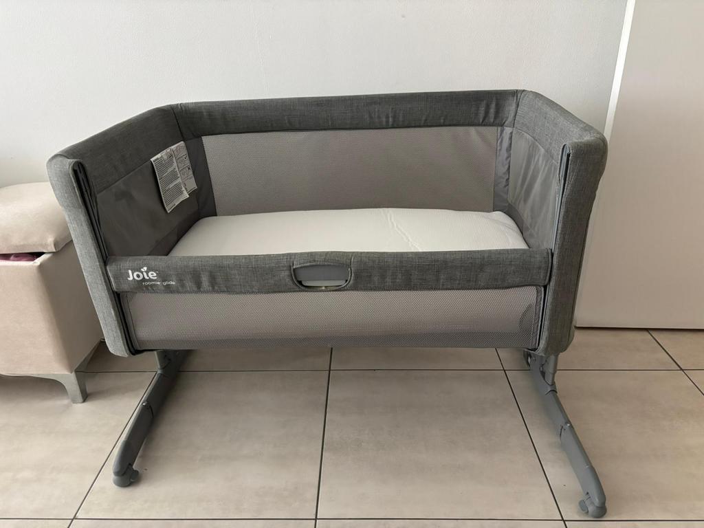 Cododo Joie + matelas – Très bon état, Enfants & Bébés, Berceaux & Lits, Comme neuf, Enlèvement