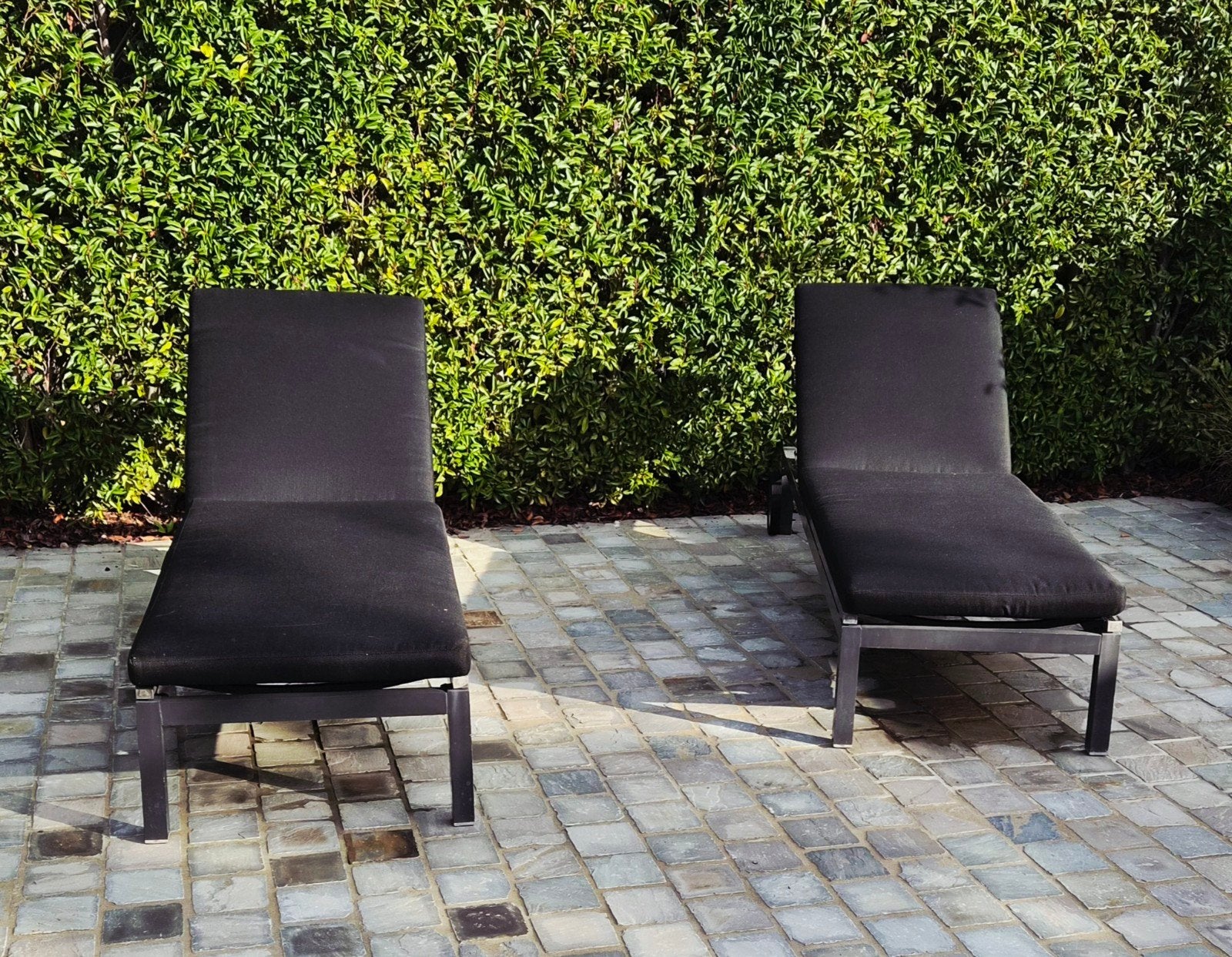 2 zwarte ligzetels + 2 zwarte ligbedden (2m x 65cm), Tuin en Terras, Ophalen, Gebruikt, Aluminium, Inklapbaar