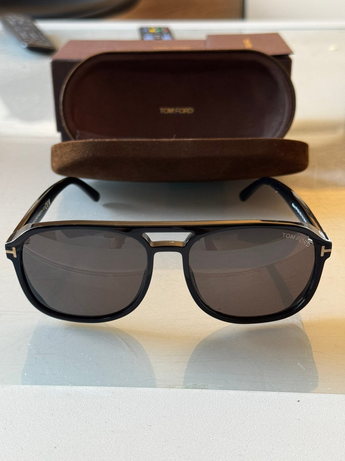 Lunettes de soleil Tom Ford 2026, Enlèvement, Comme neuf, Lunettes
