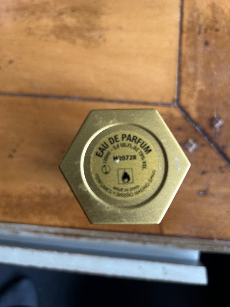 Parfumerie dames, Ophalen, Gebruikt, Parfumfles, Gevuld