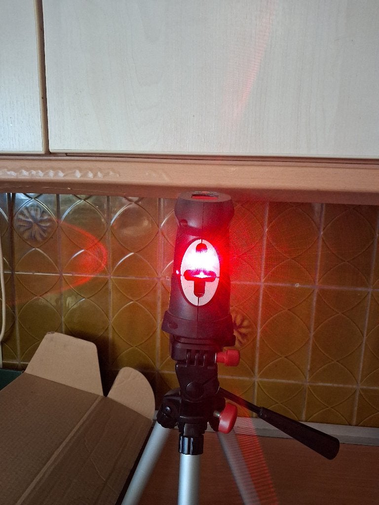 Kruislijn laser, Doe-het-zelf en Bouw, Meetapparatuur, Ophalen, Zo goed als nieuw, Accessoires