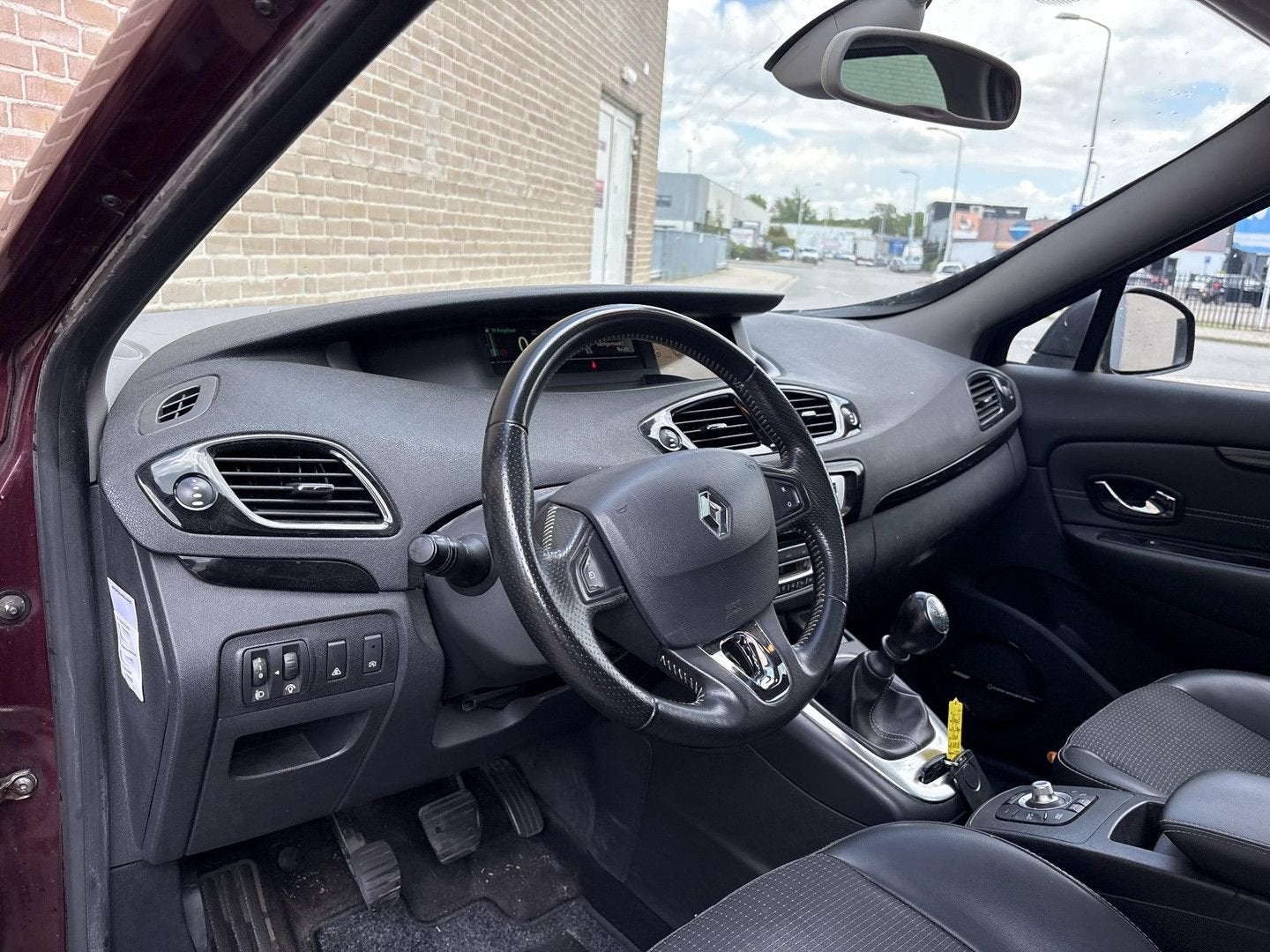 Renault Grand Scenic 1.2 TCe Bose | Climate | Trekhaak | PDC, Auto's, Renault, Monovolume, Bedrijf, Handgeschakeld, 145 g/km