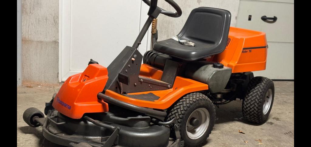 Professionele zitmaaier husqvarna RIDER /16 pk/ZEER WENDBAAR, Tuin en Terras, Ophalen