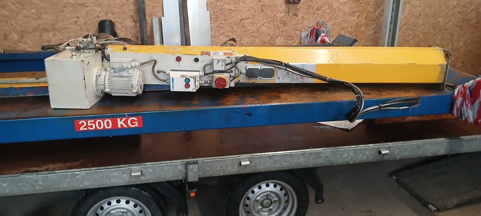 koni hefbrug 2500kg, Ophalen