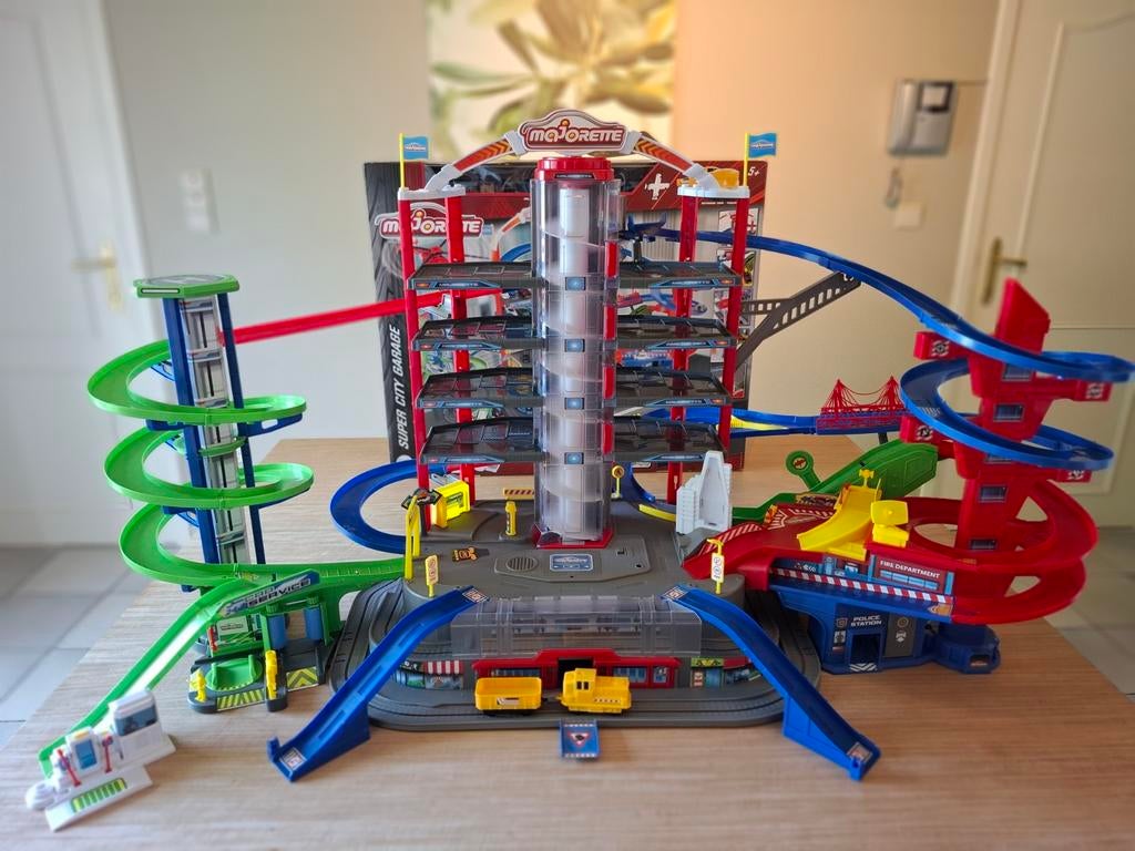 Majorette super city garage, Kinderen en Baby's, Speelgoed | Bouwstenen, Ophalen
