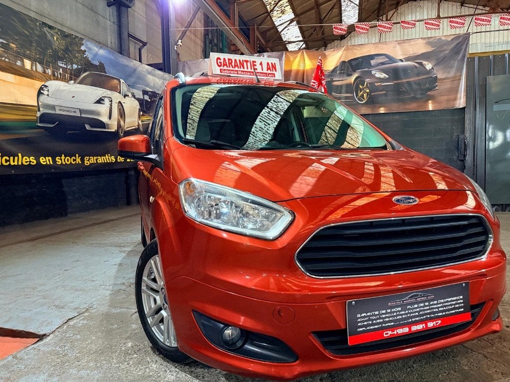Ford Tourneo Courier 1.5TDCI 5 Places Double porte latérale, 6 portes, Entreprise, Garantie prolongée, Boîte manuelle