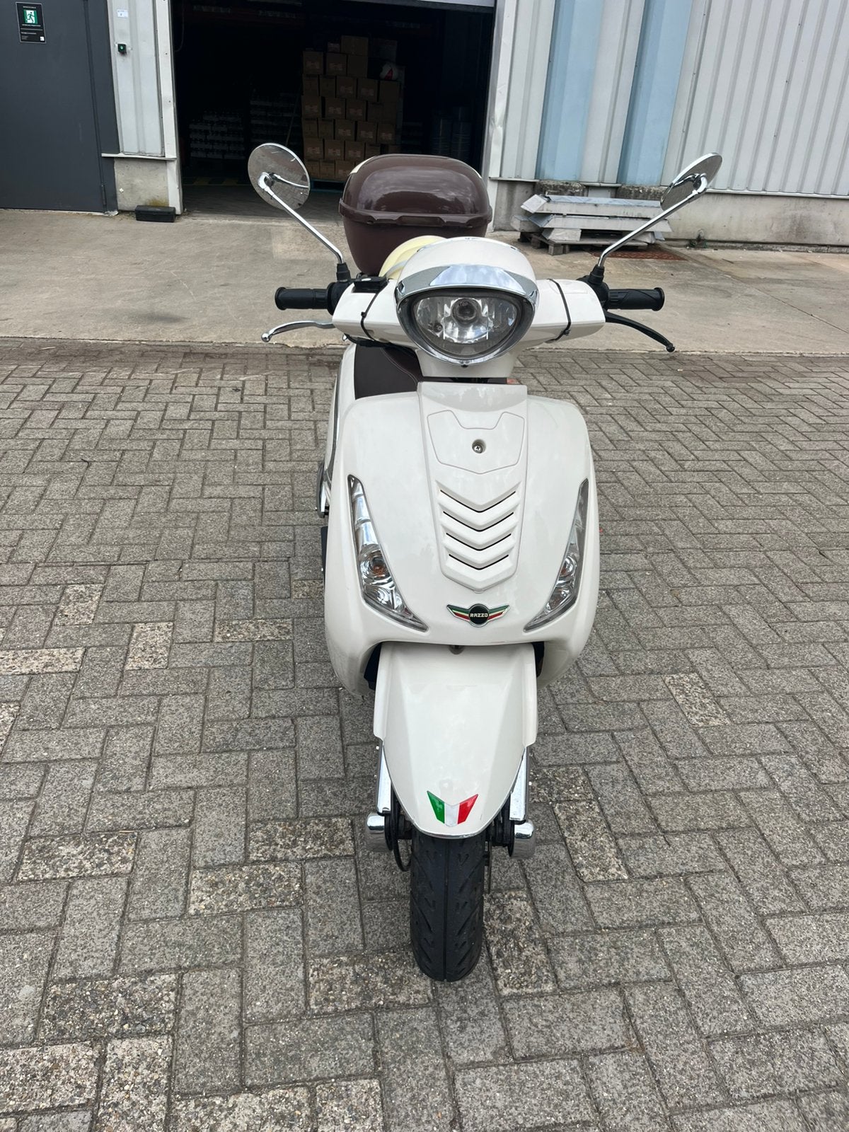 125 cc razzo carpi, Vélos & Vélomoteurs, Scooters | Piaggio, Comme neuf, Enlèvement