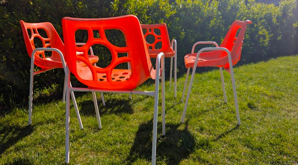 Vintage oranje kunststoffen/metalen stoelen uit de jaren '70, Ophalen