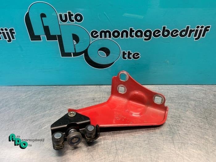 Roulette porte coulissante droite d'un Renault Kangoo (Kango, Autos : Pièces & Accessoires, Renault, -, 3 mois de garantie, Utilisé