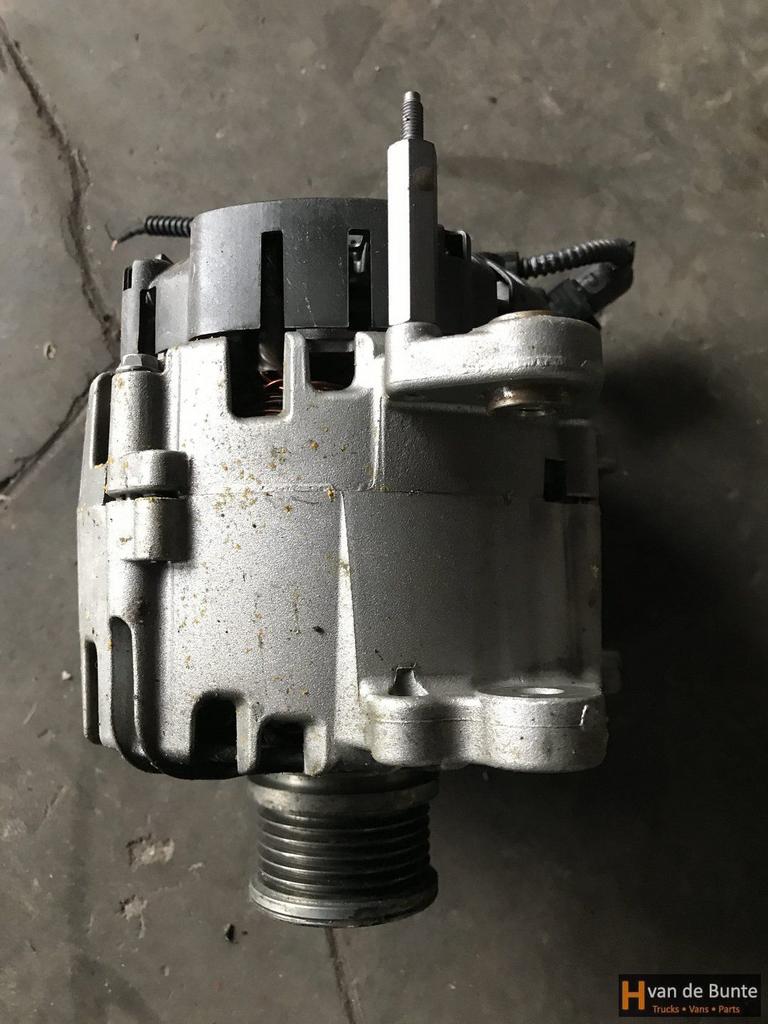 Dynamo Transporter T6 2.0 TDI, Autos : Pièces & Accessoires, Moteurs & Accessoires, Volkswagen, Utilisé, Enlèvement ou Envoi