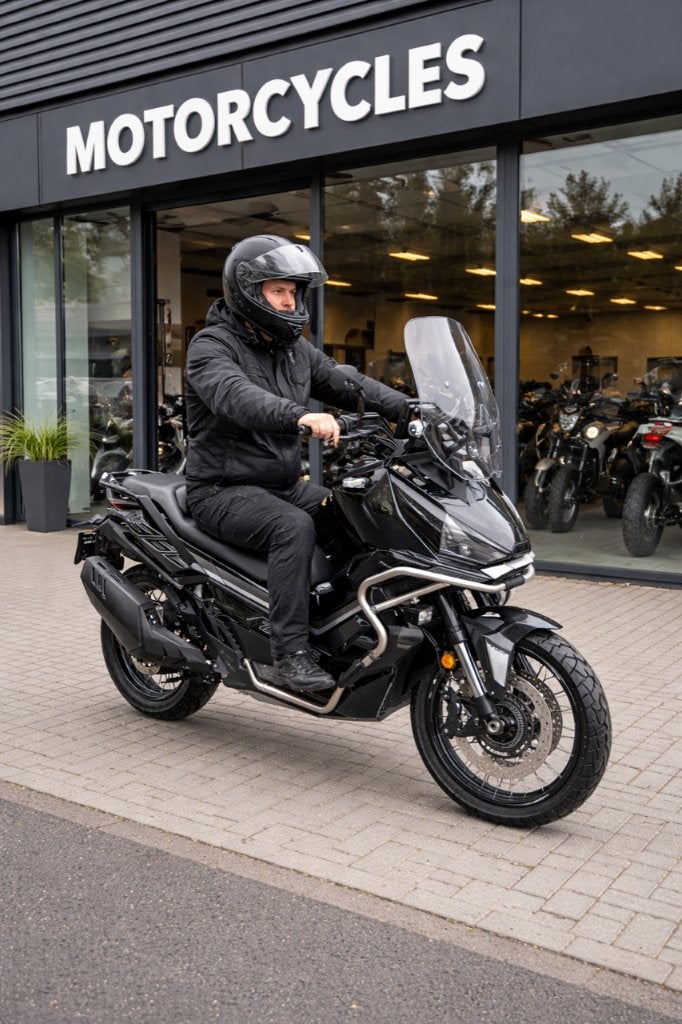 ZONTES 386 – Krachtige & stijlvolle motor, Scooter, 300 cc, Nieuw, Particulier
