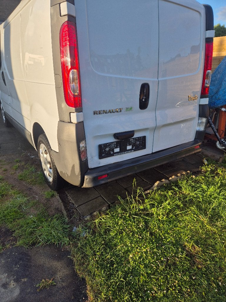 Renault trafic moteur cassé, Autos, Entreprise, Achat, Renault