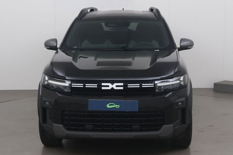 Dacia Bigster 1.2 mHEV Journey 140, Auto's, Gebruikt, Overige bekleding, Zwart, https://public.car-pass.be/vhr/d40770f3-6815-4144-9f95-a14cacd03f6f