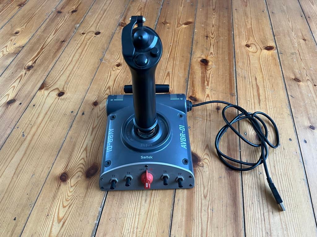 Joystick Saitek Aviator AV8R-01 - Simulation Vol / PC, Computers en Software, Joysticks, Zo goed als nieuw, Ophalen of Verzenden