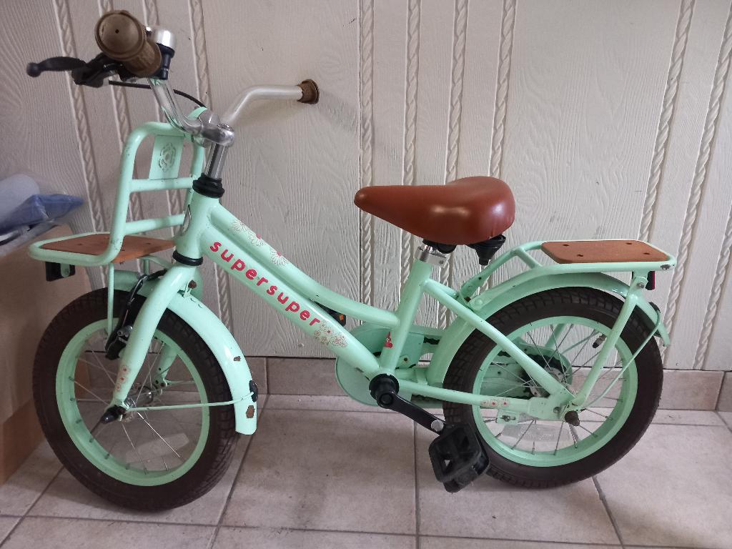 Kinderfiets fiets kind kleuter, Fietsen en Brommers, Fietsen | Kinderfietsjes, Ophalen