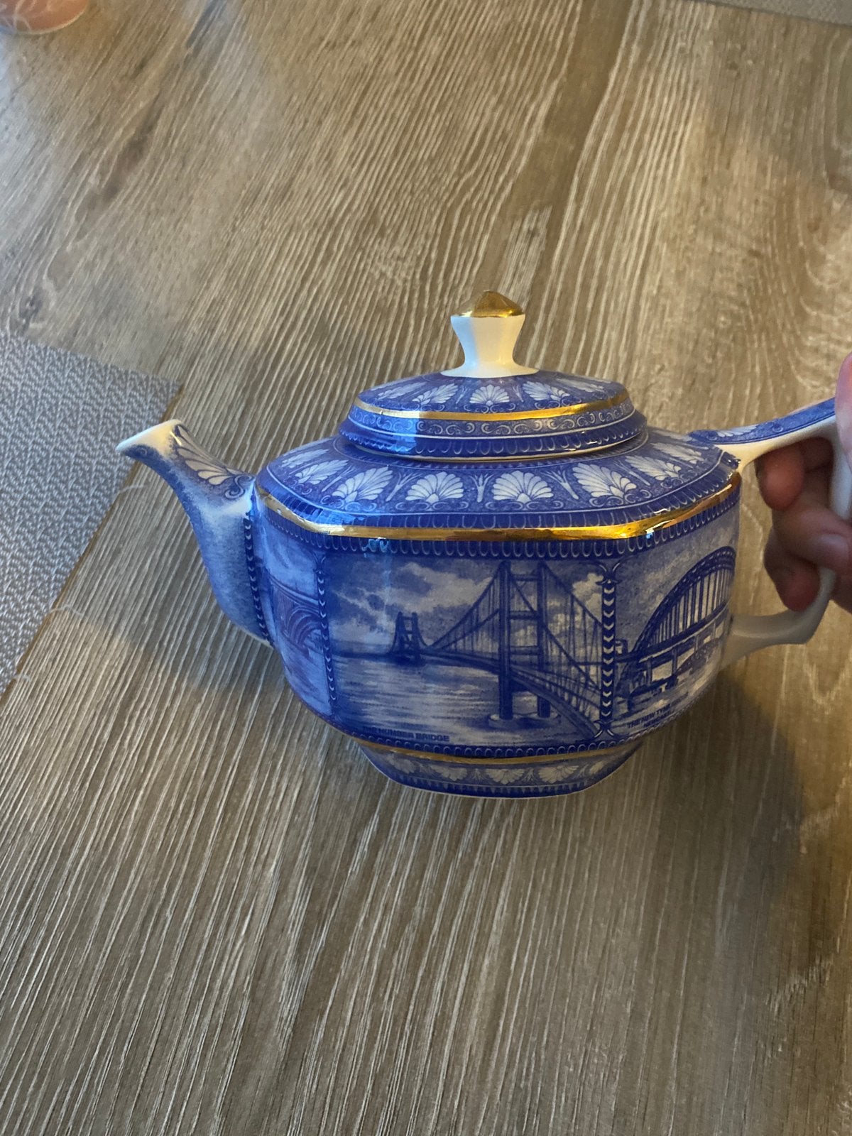 Théière en céramique vintage jamais utilisée, Enlèvement