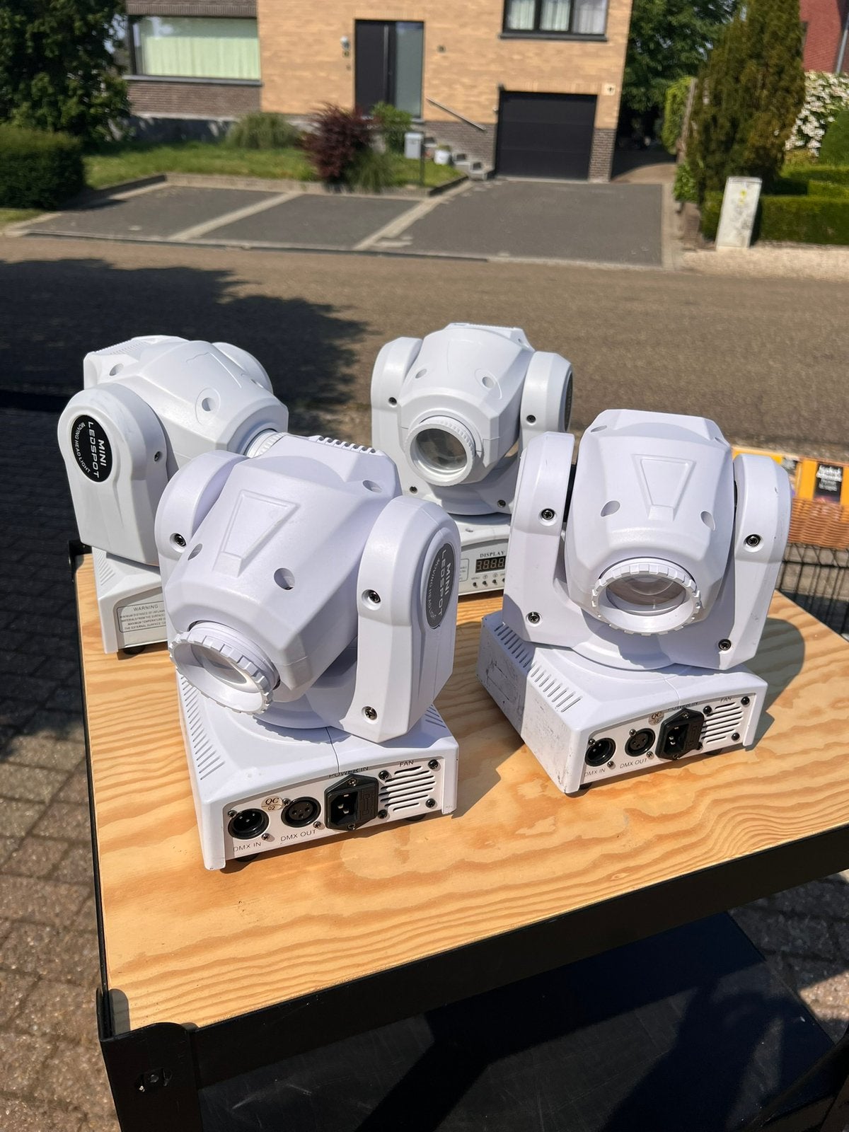 4 movingheads - €150/set, Computers en Software, Pc speakers, Ophalen, Gebruikt