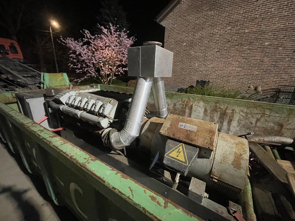 Générateur 200 kVA, Enlèvement