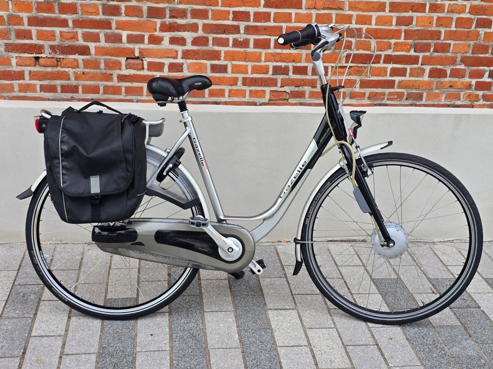 vélo électrique gazelle avec une bonne batterie, Vitesses, Frein à tambour, Comme neuf, Enlèvement