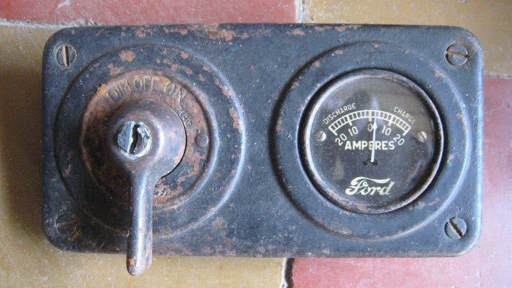 tableau de bord FORD T, Enlèvement ou Envoi, Ford